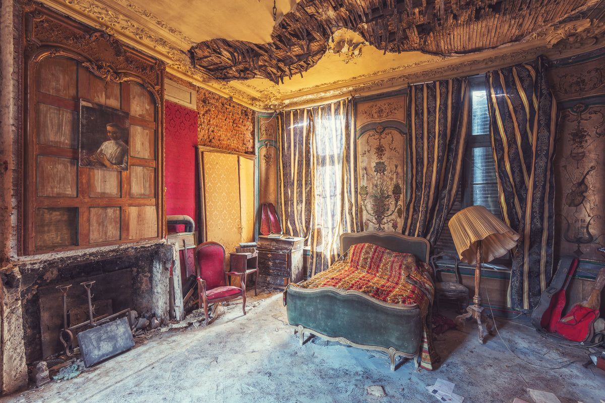 Chambre Degrade by Gina Soden